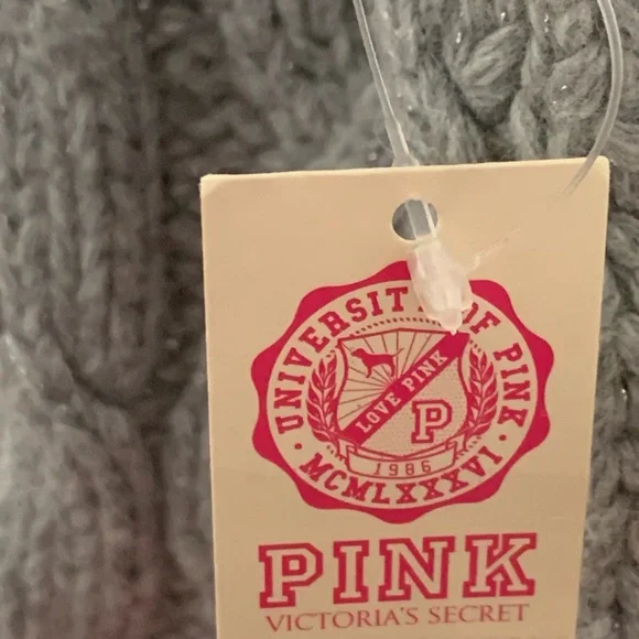 NWT PINK Victoria's Secret Gray and Pink Knit Scarf